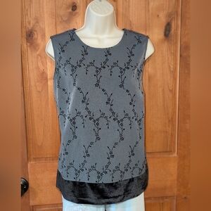 Chic Women's Gray and‎ Black Tank Top